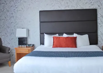 Best Western Plus Regency Inn & Conference Centre hotel thumbnail 5