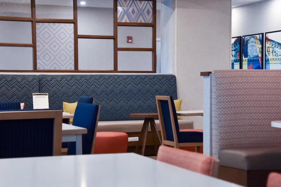 Hampton Inn Frankfort hotel detail image 2