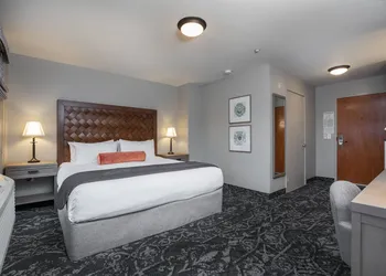 Mediterranean Inn hotel thumbnail 6