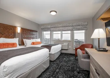Mediterranean Inn hotel thumbnail 8