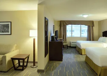 Holiday Inn Lethbridge by IHG hotel thumbnail 5