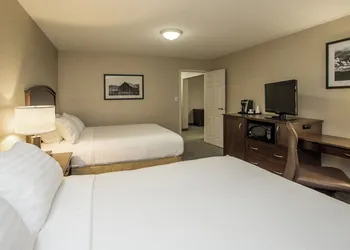 Holiday Inn Lethbridge by IHG hotel thumbnail 8