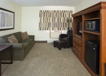 Fargo Inn and Suites hotel thumbnail 2