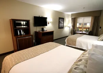 C'mon Inn Fargo hotel thumbnail 5