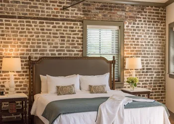 Andrew Pinckney Inn hotel thumbnail 8