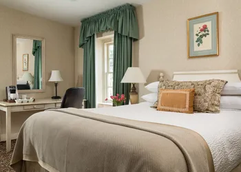Linden Row Inn hotel thumbnail 7