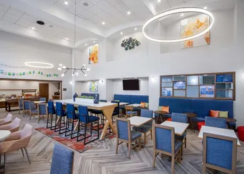 Hampton Inn & Suites Muncie hotel thumbnail 3