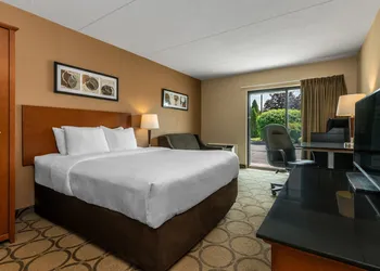 Comfort Inn New Glasgow - Stellarton hotel thumbnail 6