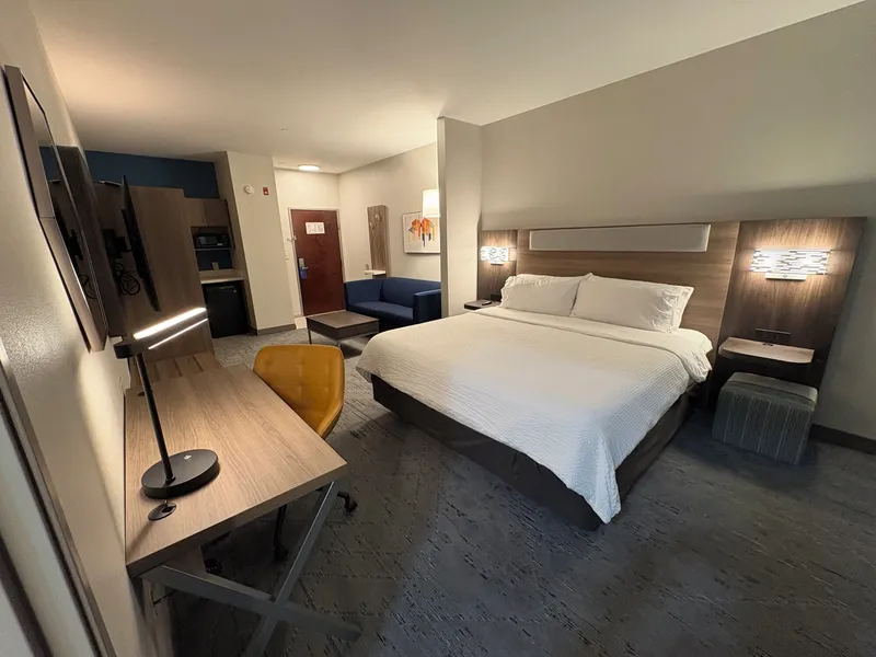 Holiday Inn Express Hotel & Suites Lafayette by IHG hotel detail image 6