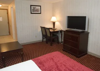 Hampton Falls Inn hotel thumbnail 4