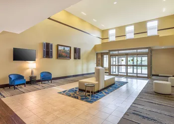 Best Western Plus University Park Inn & Suites hotel thumbnail 3