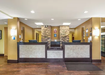 Best Western Plus University Park Inn & Suites hotel thumbnail 4