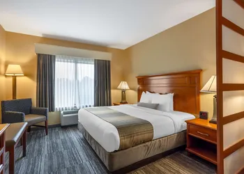 Best Western Plus University Park Inn & Suites hotel thumbnail 5