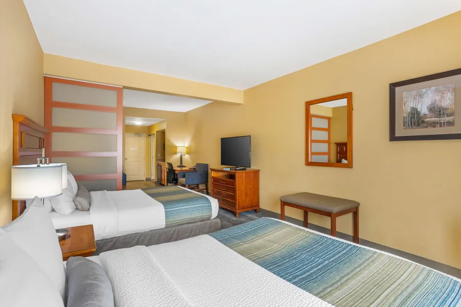 Best Western Plus University Park Inn & Suites hotel detail image 6