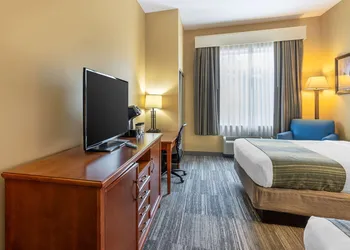 Best Western Plus University Park Inn & Suites hotel thumbnail 8