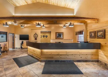 Best Western Plus Kelly Inn & Suites hotel thumbnail 3