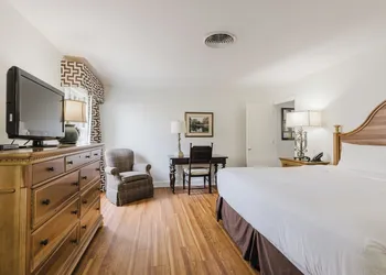 Merry Acres Inn hotel thumbnail 6