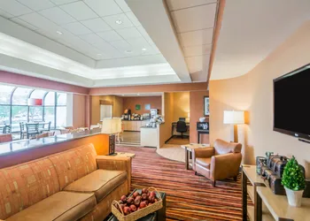 Comfort Inn - NYS Fairgrounds hotel thumbnail 6