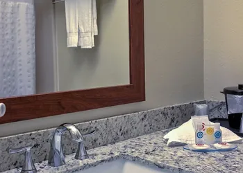 Comfort Inn Brunswick hotel thumbnail 7