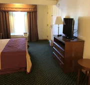 Cloverdale Wine Country Inn & Suites hotel detail image 7