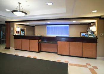 Fairfield Inn and Suites by Marriott Burley hotel thumbnail 2