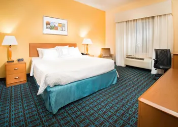 Fairfield Inn and Suites by Marriott Burley hotel thumbnail 3