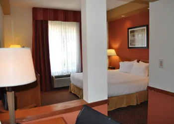Holiday Inn Express Williamston by IHG hotel thumbnail 4