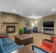 Comfort Suites Cedar Falls Industrial Park hotel detail image 3