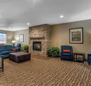 Comfort Suites Cedar Falls Industrial Park hotel detail image 4
