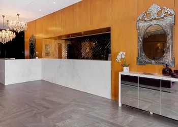 Sandman Signature Edmonton Downtown Hotel hotel thumbnail 4