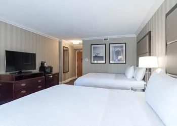 Sandman Signature Edmonton Downtown Hotel hotel thumbnail 7