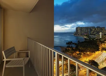 'Alohilani Resort Waikiki Beach hotel thumbnail 5