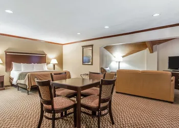 Quality Inn Macomb near University Area hotel thumbnail 4