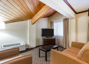 Quality Inn Macomb near University Area hotel thumbnail 6