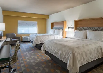 Holiday Inn Hotel & Suites Beaufort at Highway 21 by IHG hotel thumbnail 3