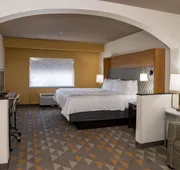 Holiday Inn Hotel & Suites Beaufort at Highway 21 by IHG hotel detail image 4