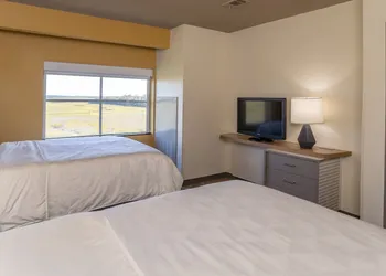 Holiday Inn Hotel & Suites Beaufort at Highway 21 by IHG hotel thumbnail 6