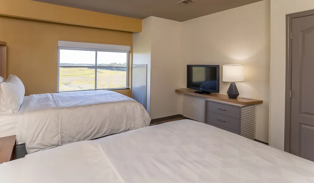 Holiday Inn Hotel & Suites Beaufort at Highway 21 by IHG hotel detail image 6