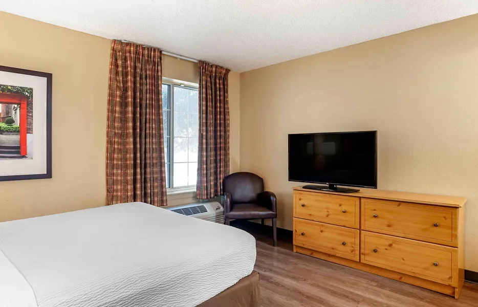 Extended Stay America Suites Los Angeles Monrovia hotel detail image 6
