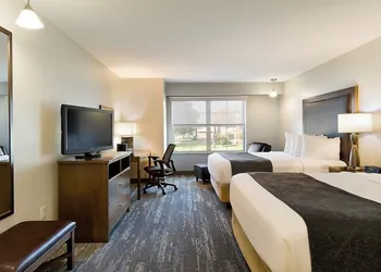 Clubhouse Hotel & Suites Pierre hotel thumbnail 4