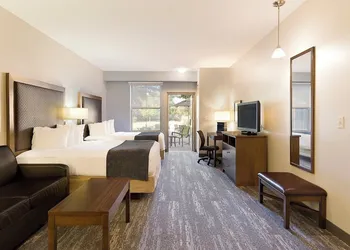 Clubhouse Hotel & Suites Pierre hotel thumbnail 7