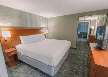 Courtyard by Marriott Nashua hotel thumbnail 8