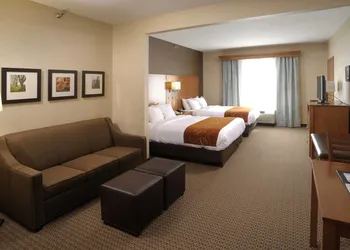 Comfort Suites Hotel and Conference Center hotel thumbnail 6