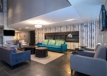 Sandman Signature Edmonton South Hotel hotel thumbnail 2
