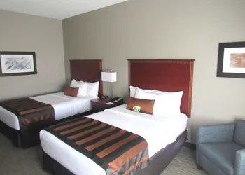 Wingate by Wyndham Shreveport Airport hotel thumbnail 3