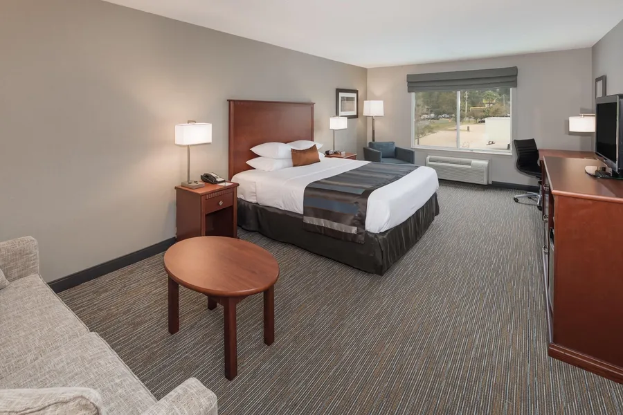 Wingate by Wyndham Shreveport Airport hotel detail image 6