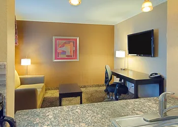 Best Western Yuma Mall Hotel & Suites hotel thumbnail 5