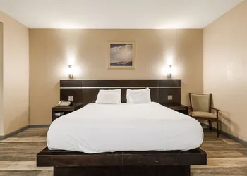 Country Inn Sonora hotel thumbnail 7