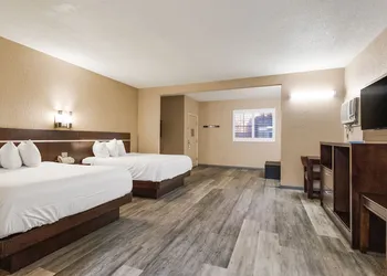 Country Inn Sonora hotel thumbnail 8