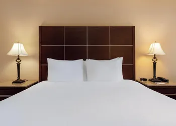 Wyndham Riverfront Little Rock hotel thumbnail 6
